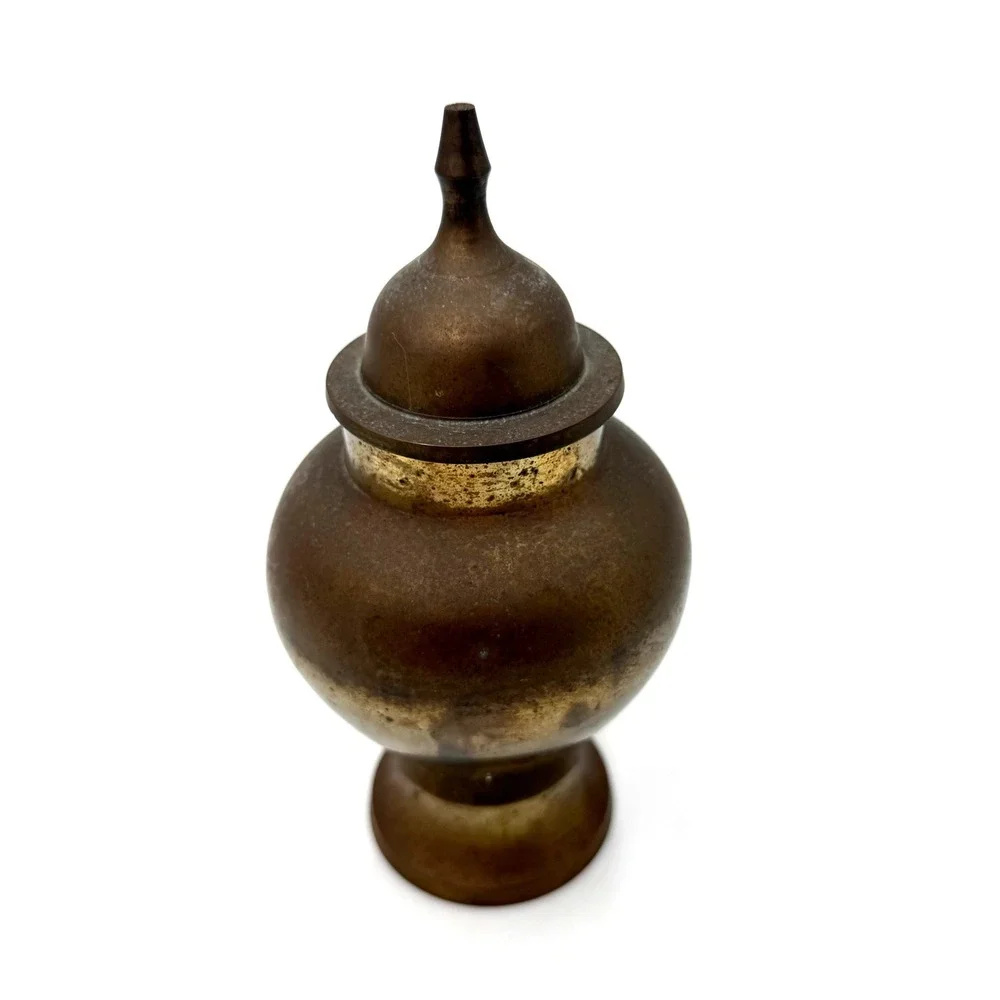 Vintage Brass Ginger Jar Urn with Lid Made in India Patina Decor 7.5 Inch‎